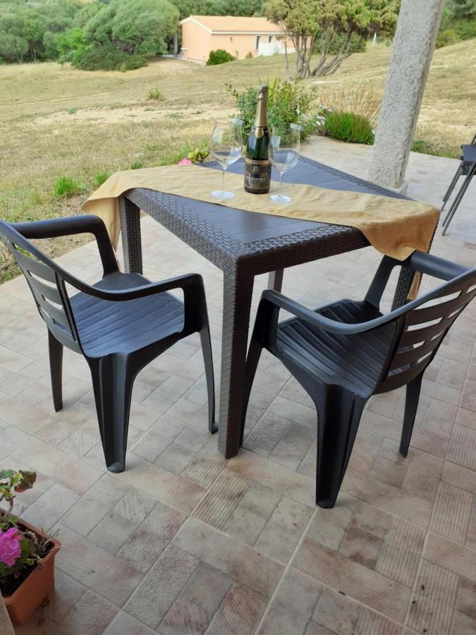 Gli Olivastri Con Piscina,Solarium, Vista Mare ,Sole -Mare E Tanta Natura ,Climatizzatore,Wifi Aglientu Eksteriør billede