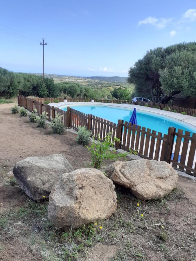Gli Olivastri Con Piscina,Solarium, Vista Mare ,Sole -Mare E Tanta Natura ,Climatizzatore,Wifi Aglientu Eksteriør billede